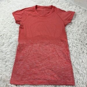Lululemon Swiftly Tech Short Sleeve Crew Heathered Alarming